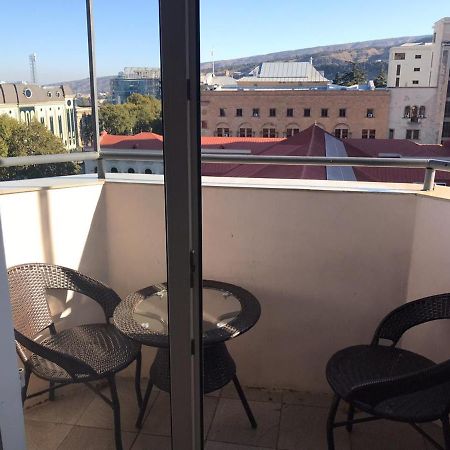 Rustaveli Apartment City Centre Tbilisi Exteriör bild