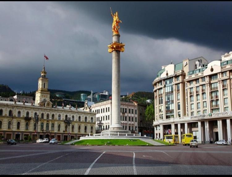 Rustaveli Apartment City Centre Tbilisi Exteriör bild