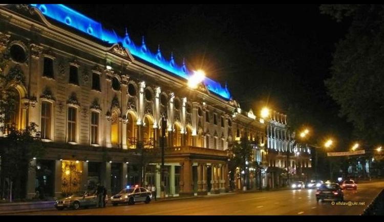 Rustaveli Apartment City Centre Tbilisi Exteriör bild
