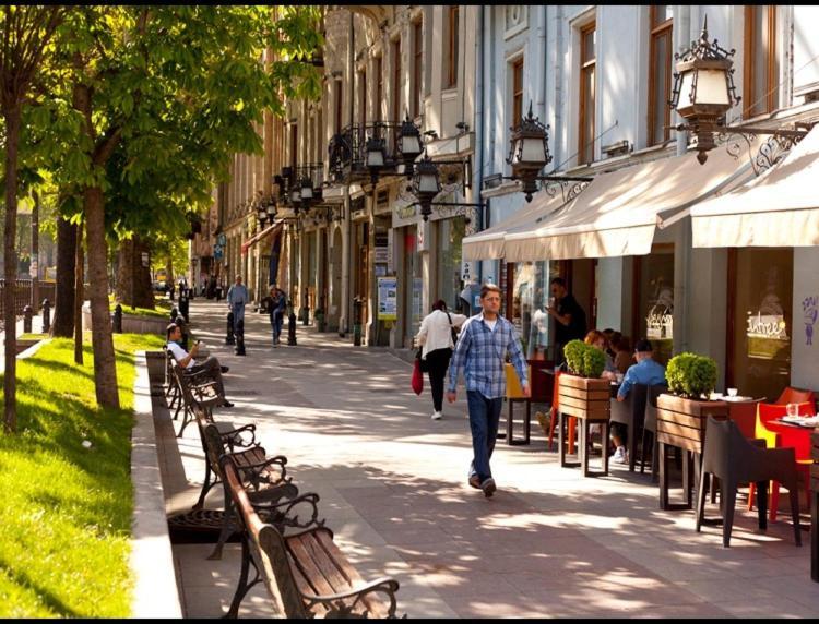 Rustaveli Apartment City Centre Tbilisi Exteriör bild