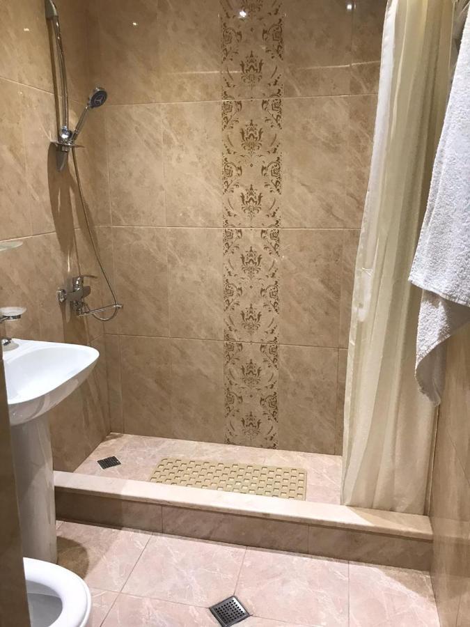 Rustaveli Apartment City Centre Tbilisi Exteriör bild