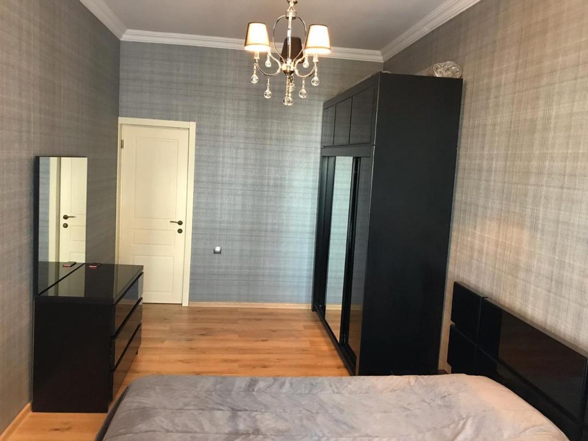 Rustaveli Apartment City Centre Tbilisi Exteriör bild
