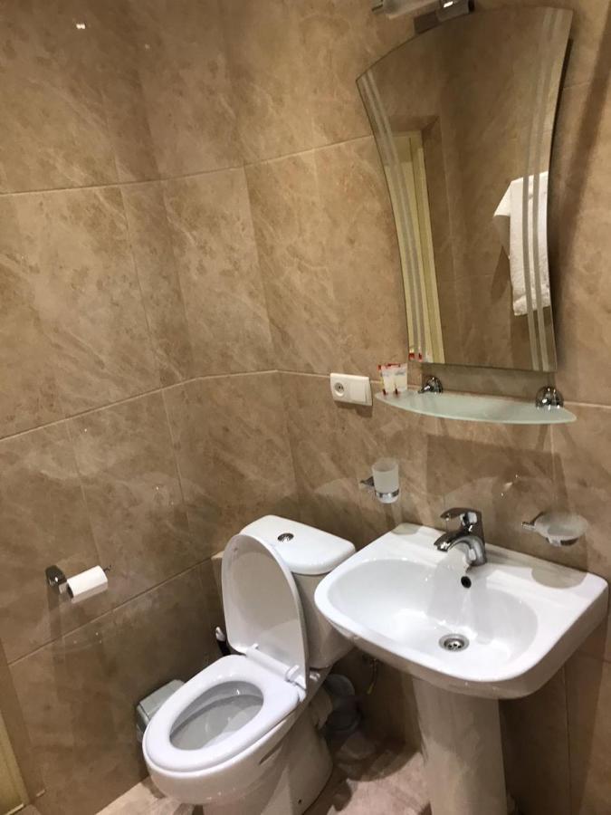 Rustaveli Apartment City Centre Tbilisi Exteriör bild