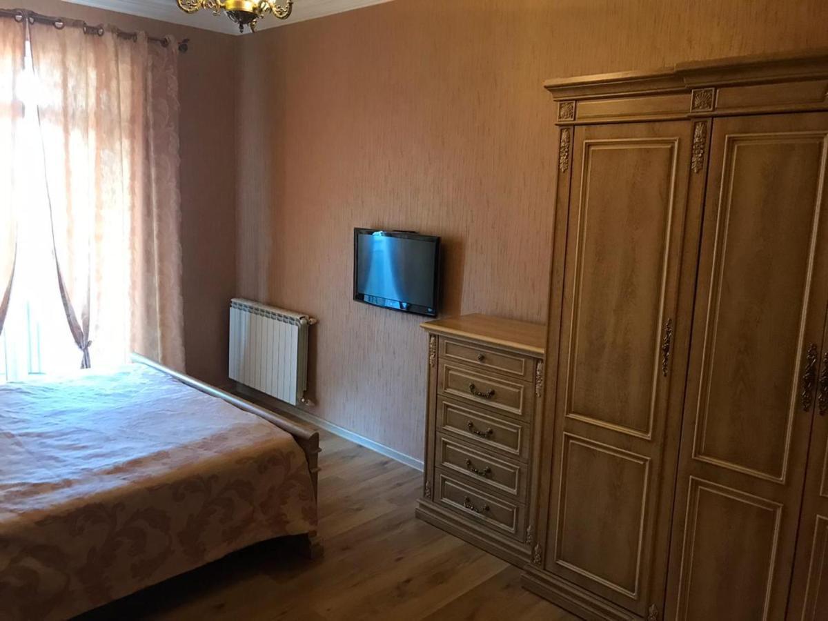 Rustaveli Apartment City Centre Tbilisi Exteriör bild
